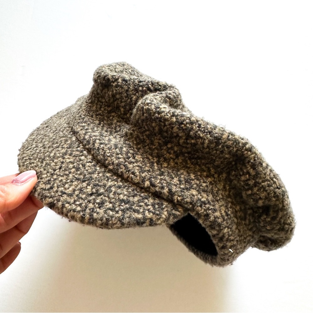 SFA Saks Fifth Avenue Brown-tone Newsboy Cap - Picture 4 of 8